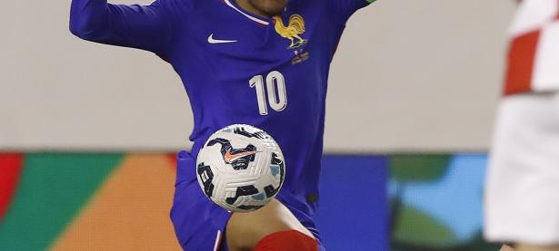 爱游戏体育直播-包含欧预赛：克罗地亚主场小胜土耳其，取得关键三分的词条