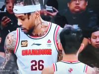 爱游戏体育地址-辽宁队在CBA季后赛中打出失误，被誉为弹幕炸裂