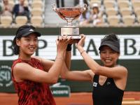 爱游戏体育地址-伯明翰城客场逆袭，迎来胜利开端