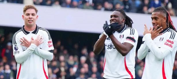 爱游戏官网网页版入口-富勒姆遭遇不幸绝杀，遗憾吞下败果