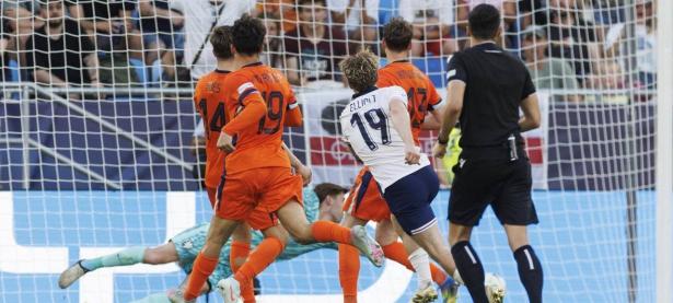 爱游戏-英格兰挑战德国：决定淘汰赛对手的较量