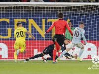 爱游戏体育直播-塞维利亚客场失利，积分榜下滑状态不佳的简单介绍