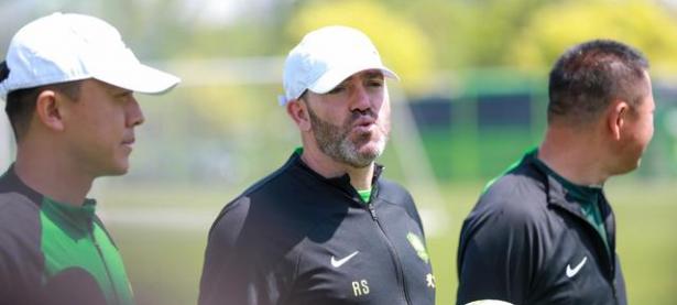 爱游戏官网-战术变化：教练们计划如何面对新挑战？