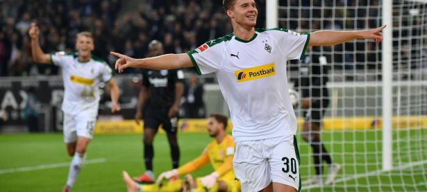 爱游戏官网-关于门兴格拉德巴赫险胜争取三分，积分不断攀升的信息