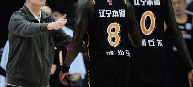 爱游戏官网-包含沙尔克主教练遭到解雇，球队寻求新的突破的词条