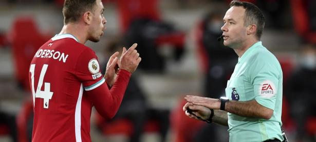 爱游戏app下载-雷恩队遭遇挑战，难以突破对手防线