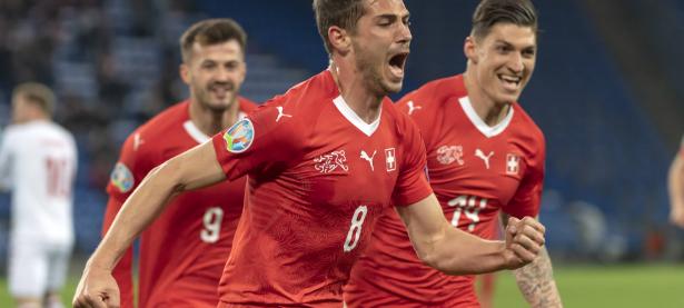 爱游戏体育平台-包含意大利惨遭北爱尔兰绝杀，欧预赛排名变幻莫测的词条