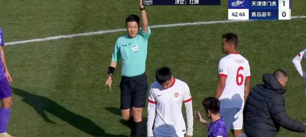 爱游戏官网-包含青岛遭遇惨败，球队面临升班马考验的词条