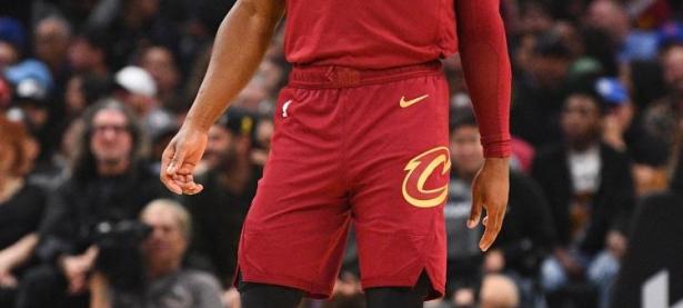 爱游戏网页版登录入口-米切尔单场高效狂砍，刷新职业纪录的简单介绍