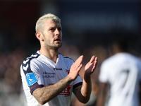 爱游戏登录入口-柏林联队在主场收获宝贵的三分