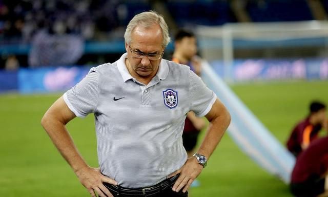 公牛队近况一落千丈,主帅面临下课危机!的简单介绍 公牛队近况一落千丈,主帅面临下课危机!的简单介绍