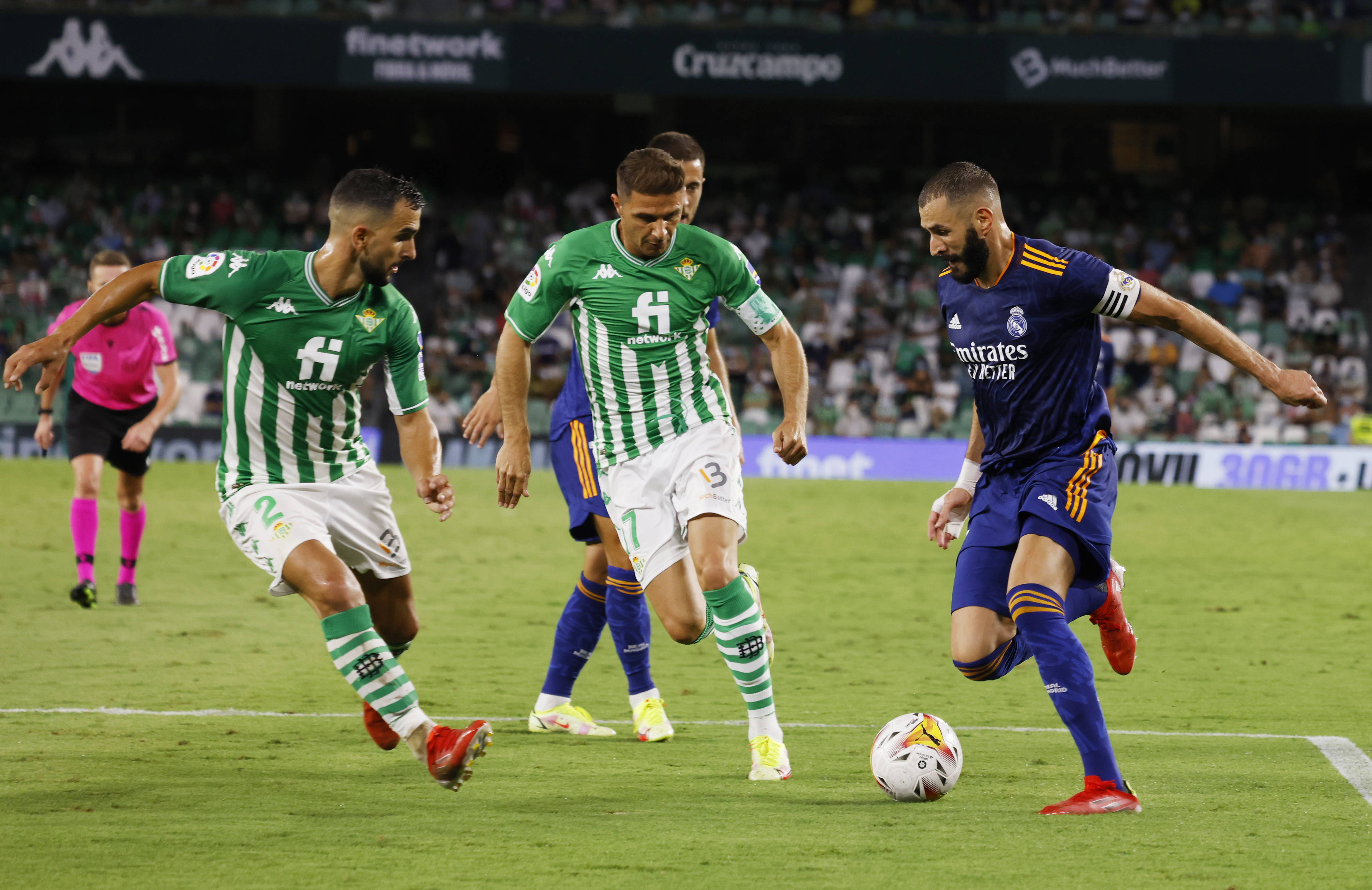 塞维利亚主场大胜，继续追赶西甲前四