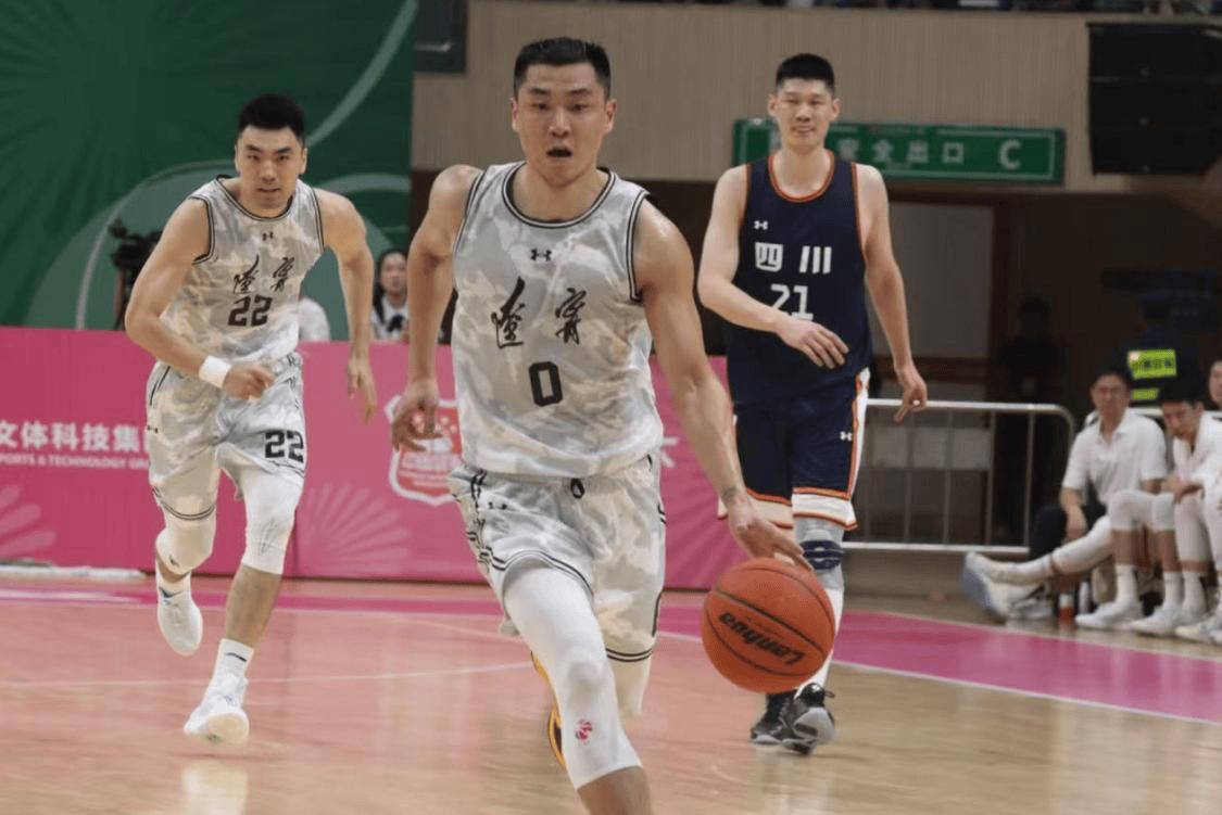 湖南男篮击败四川,展现强大实力 湖南男篮击败四川,展现强大实力