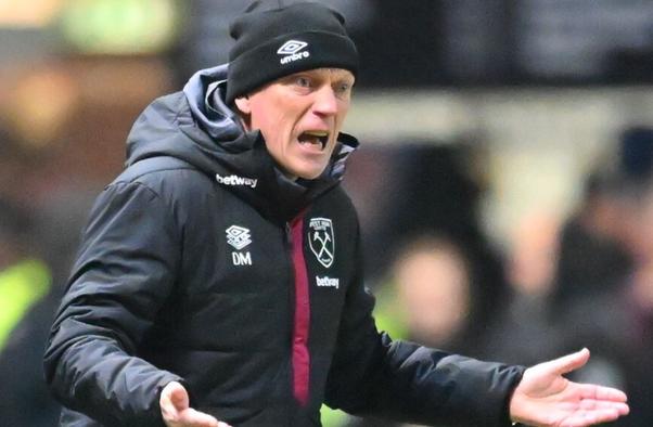 阿曼足球队意外出局,引发热议! 阿曼足球队意外出局,引发热议!