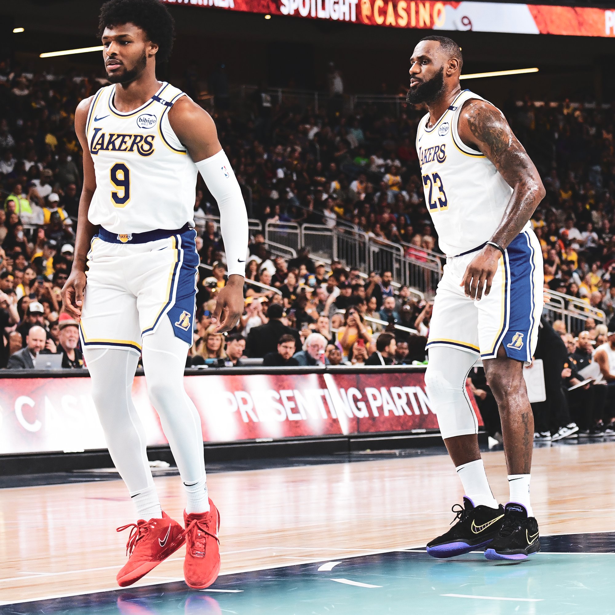 关于顶尖球星梦幻表现,成为全场焦点和话题的信息 关于顶尖球星梦幻表现,成为全场焦点和话题的信息