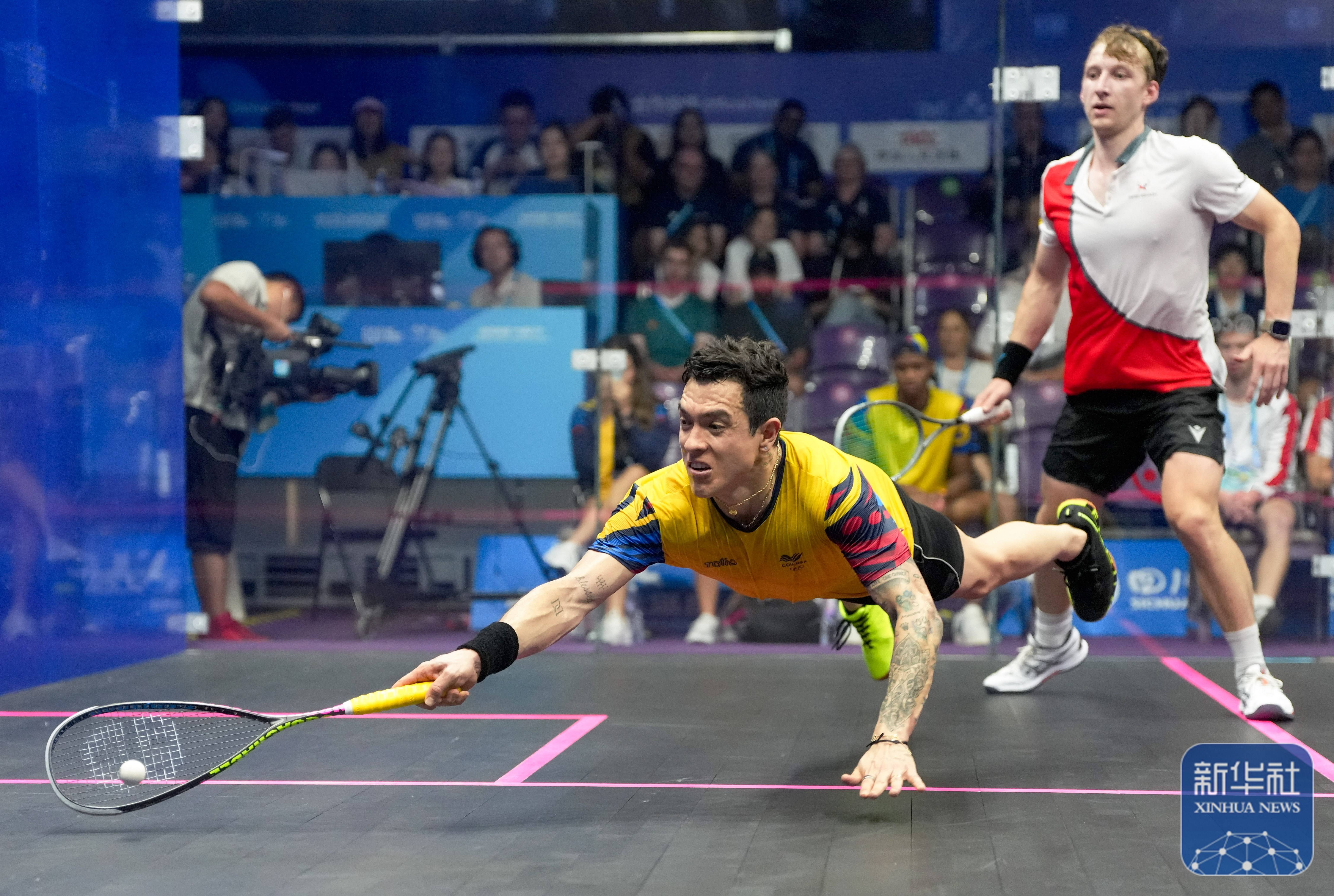 哥伦比亚选手表现出色,夺冠称王 哥伦比亚选手表现出色,夺冠称王