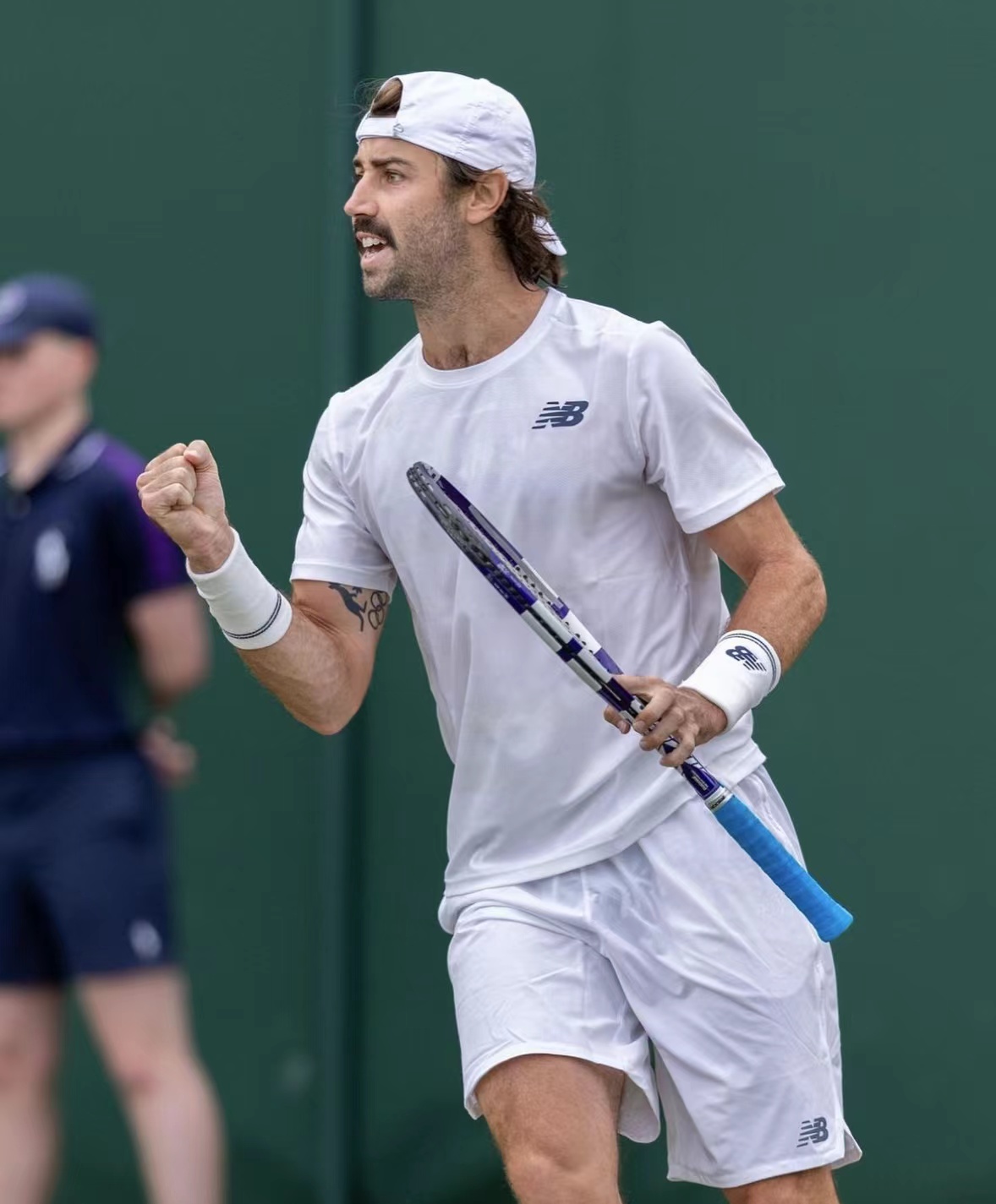 汤普森发布训练照片,坚定信心重返赛场的简单介绍 汤普森发布训练照片,坚定信心重返赛场的简单介绍