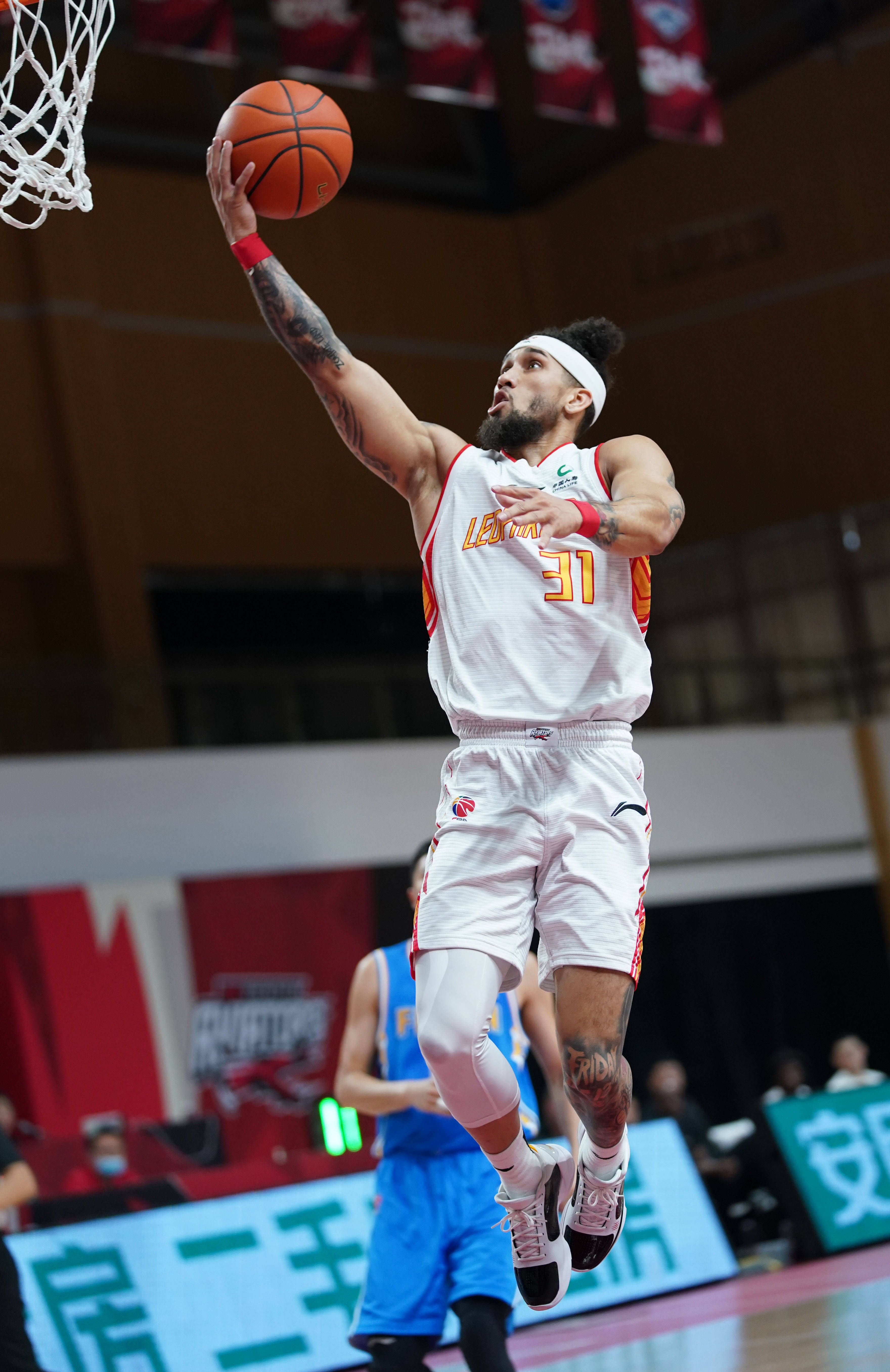 深圳马可波罗外援阿德托昆博获得月最佳球员的简单介绍 深圳马可波罗外援阿德托昆博获得月最佳球员的简单介绍