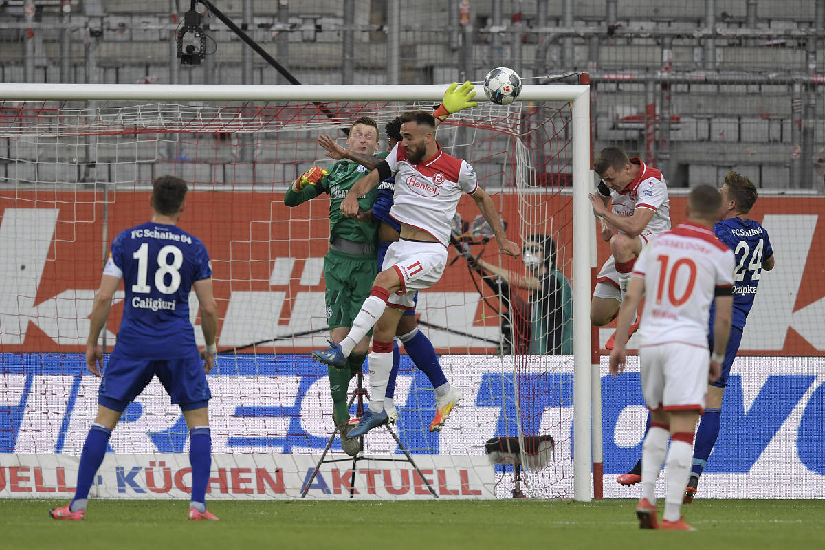 关于狂放的柏林赫塔球迷热情高涨,壮观场面的信息 关于狂放的柏林赫塔球迷热情高涨,壮观场面的信息