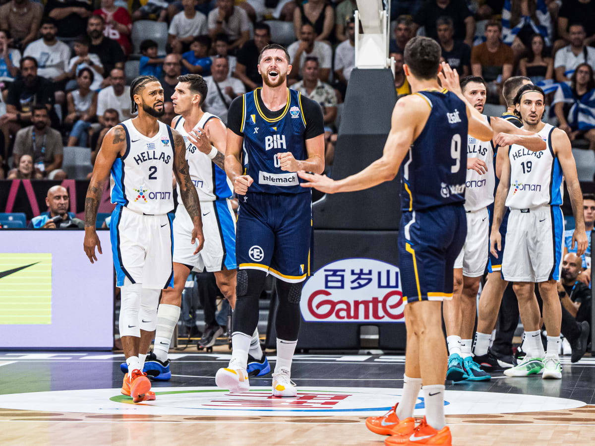 包含斯洛文尼亚挑战希腊，备战重要比赛的词条